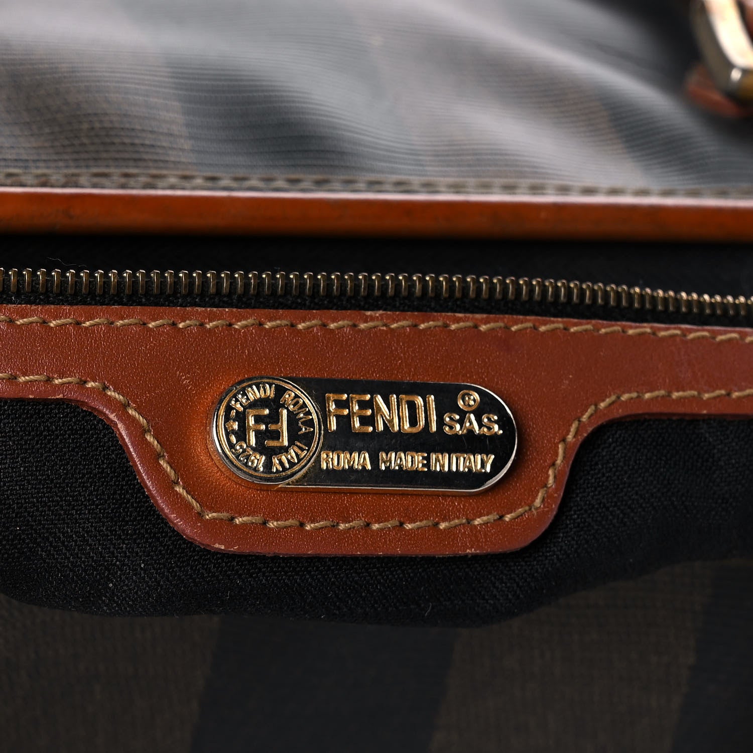 Fendi Pequin Spalmati Boston Cuoio 5 of 13