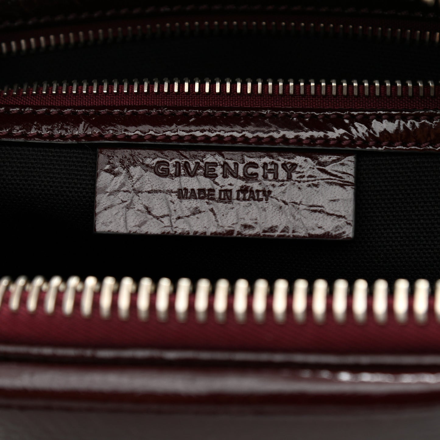 Crinkled Patent Deerskin Small Antigona Aubergine