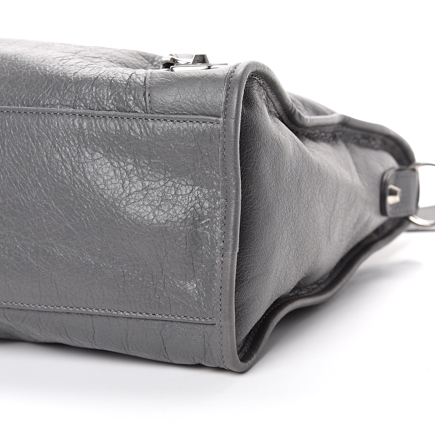 Agneau Silver Metallic Edge Hardware City Gris Cendre