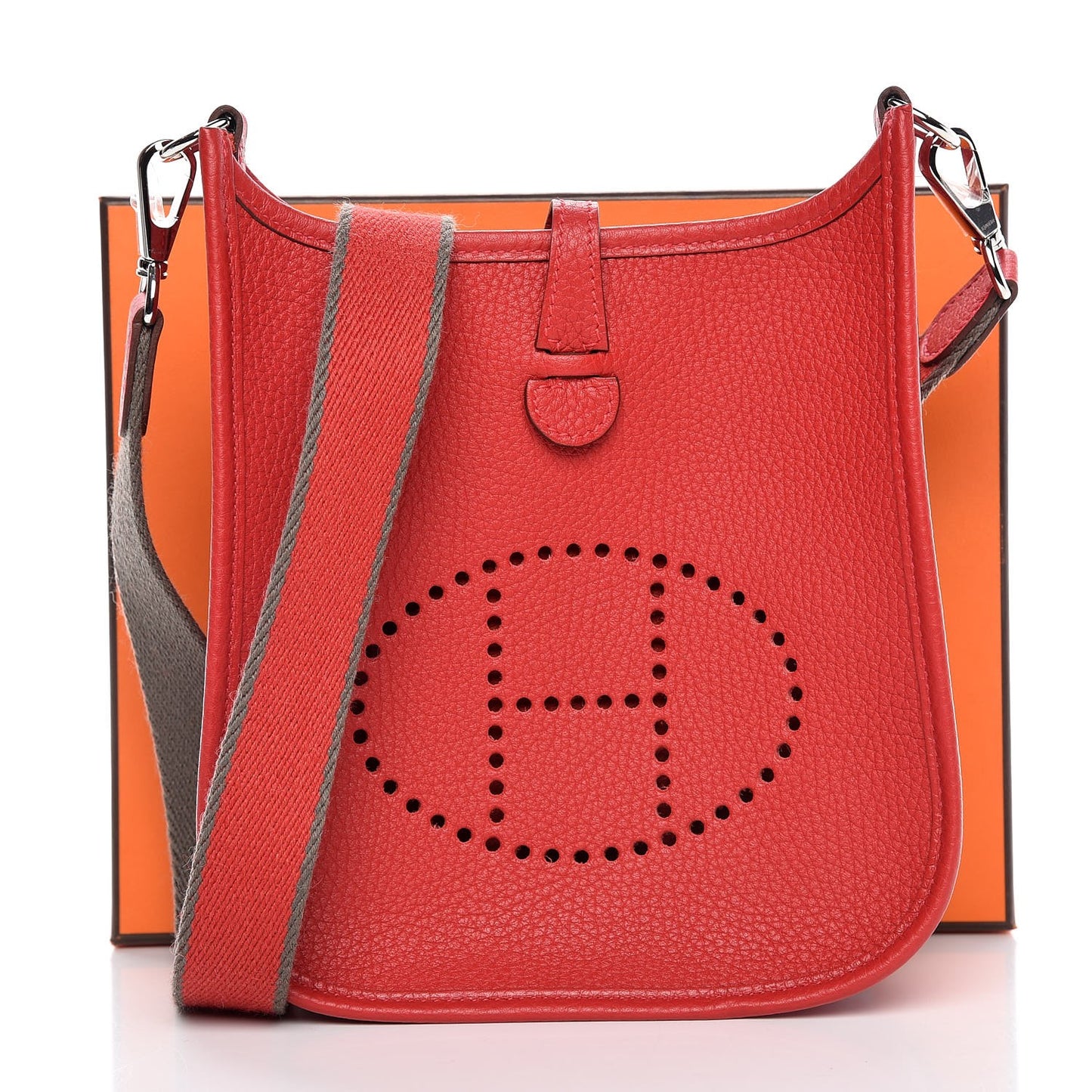 Taurillon Clemence Amazone Evelyne TPM Rouge Casaque Etain