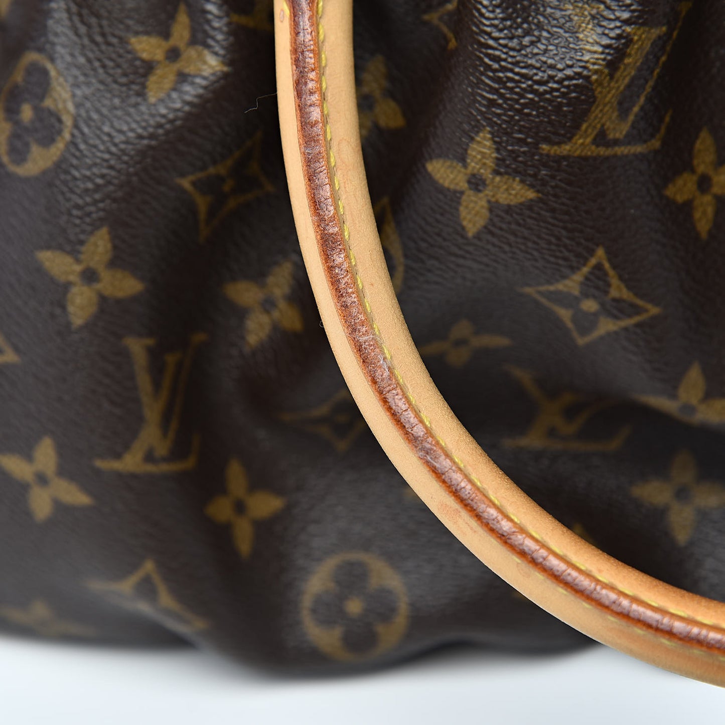 Monogram Mizi
