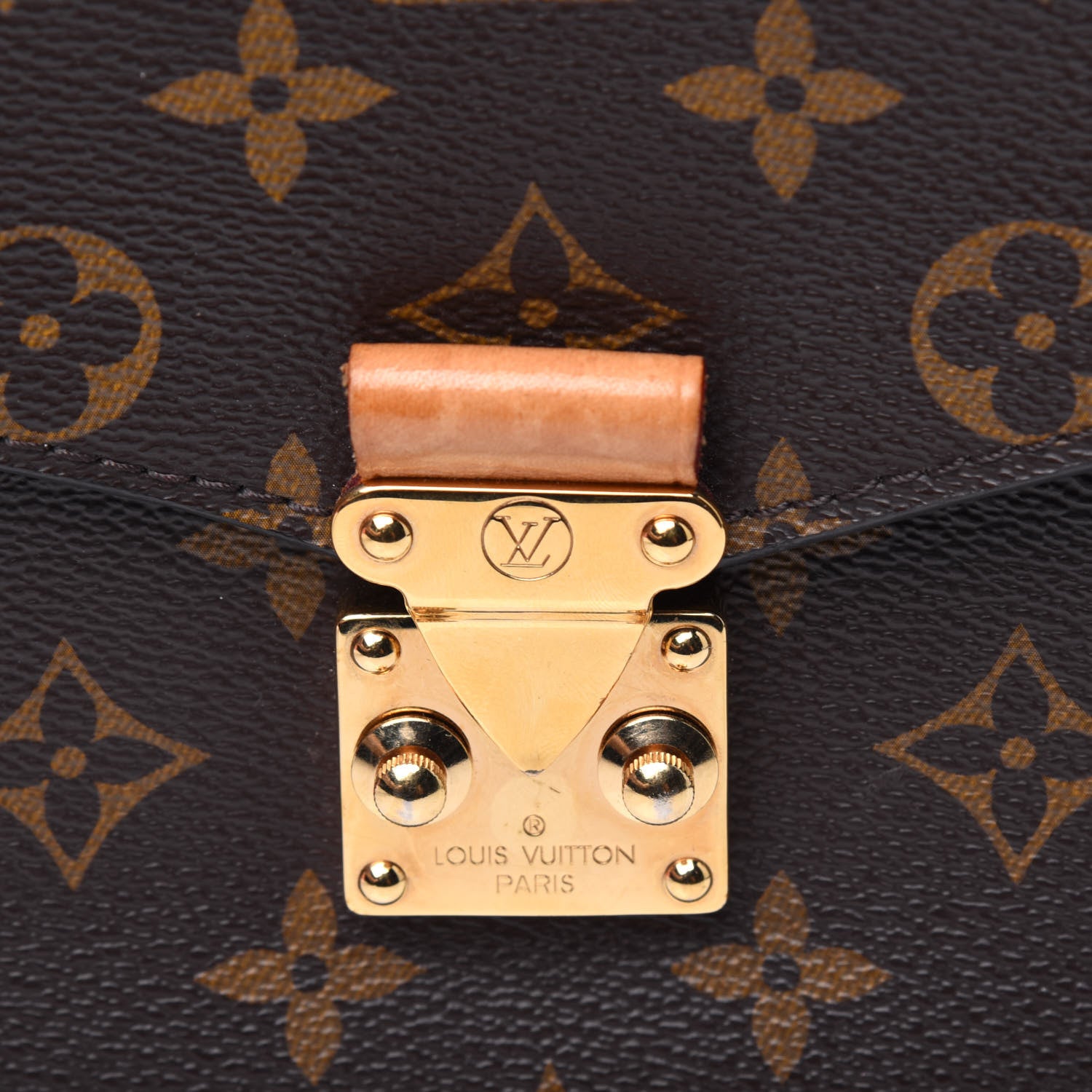 Louis Vuitton Monogram Pochette Metis 18 of 27