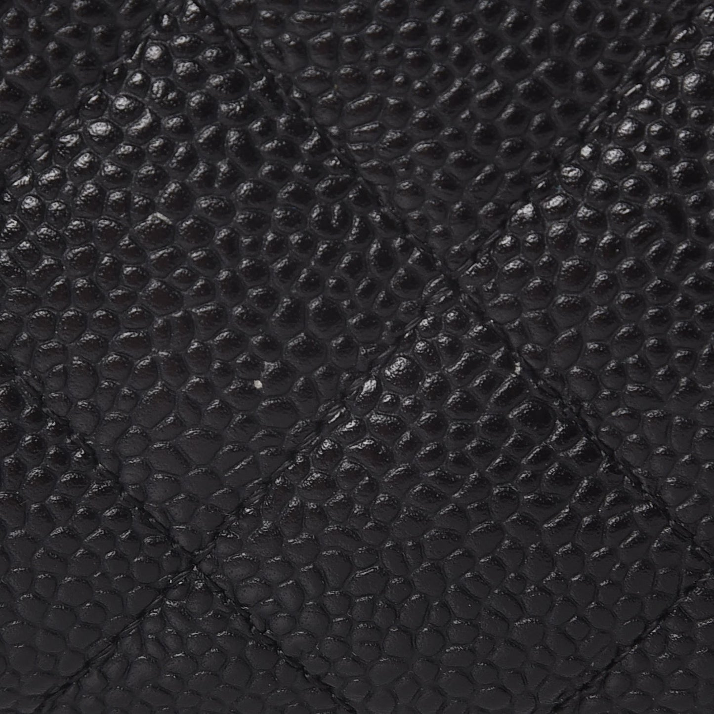 Caviar Quilted Zipped Pocket Wallet Black
