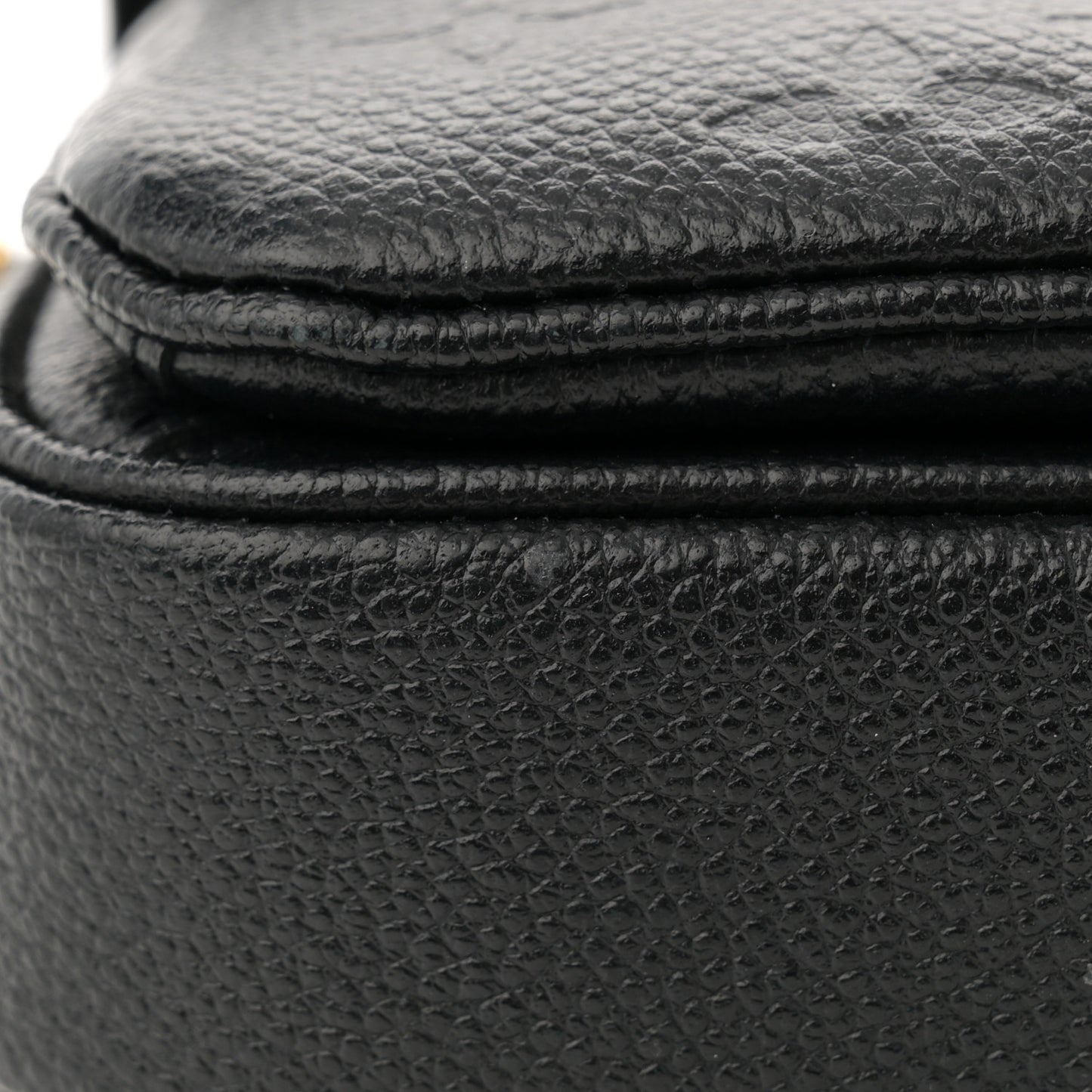 Empreinte Pochette Metis East West Black