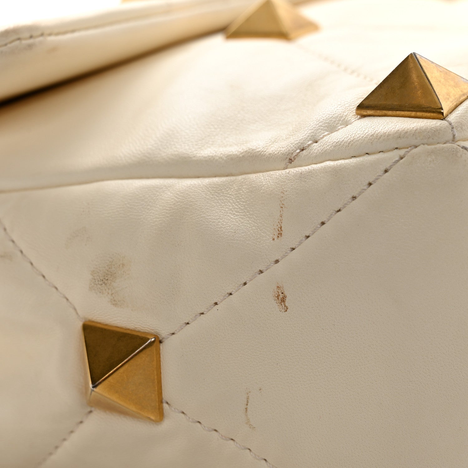 Valentino Garavani Nappa Large Roman Stud Shoulder Bag Ivory 10 of 12