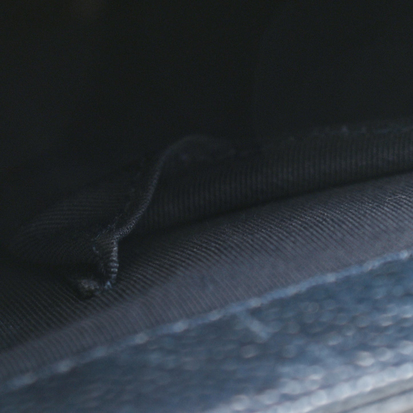 Caviar Quilted Large Boy Flap Blue