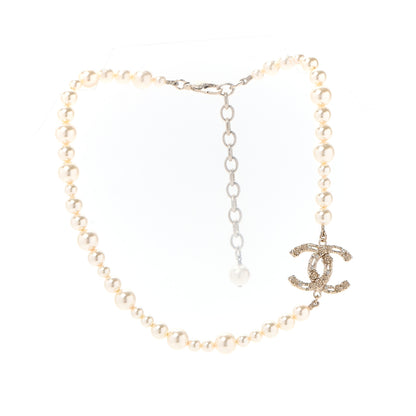 Chanel Pearl Crystal CC Camellia Short Necklace Gold 3 of 6