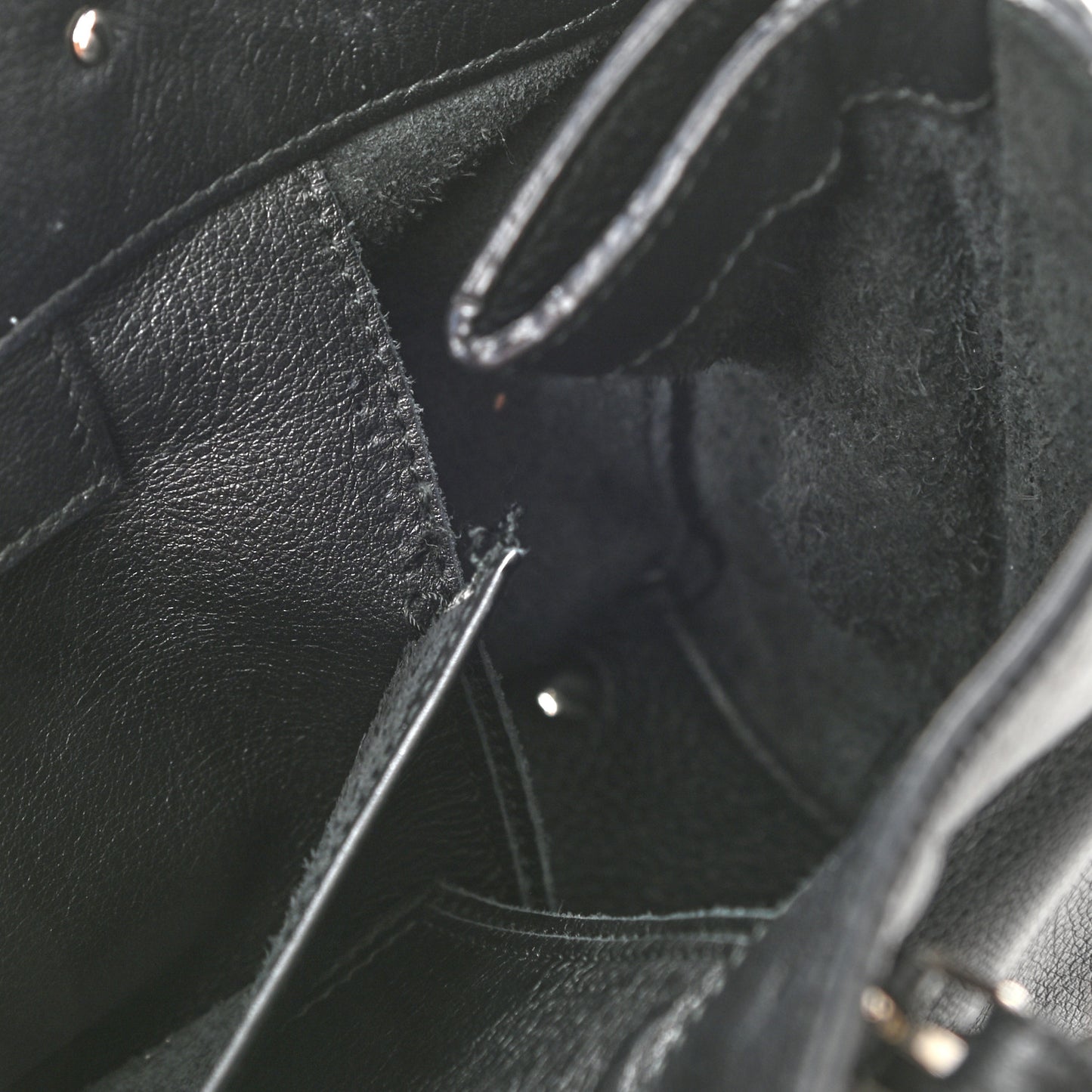 Veau Papier A6 Zip Around Tote Black