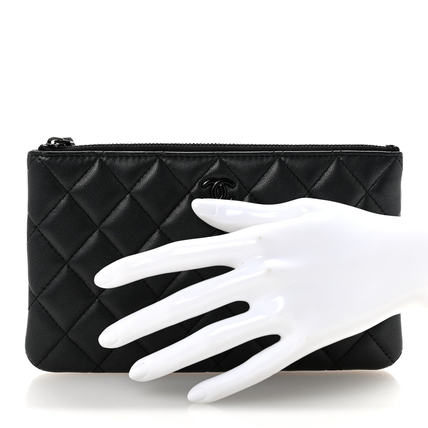 Chanel Pearly Lambskin Quilted Cosmetic Case So Black 2 of 7