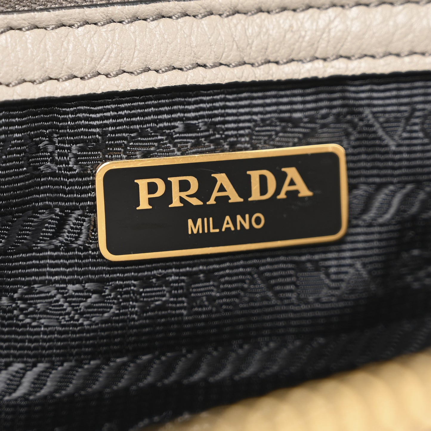 Vitello Daino Cosmetic Pouch Argilla