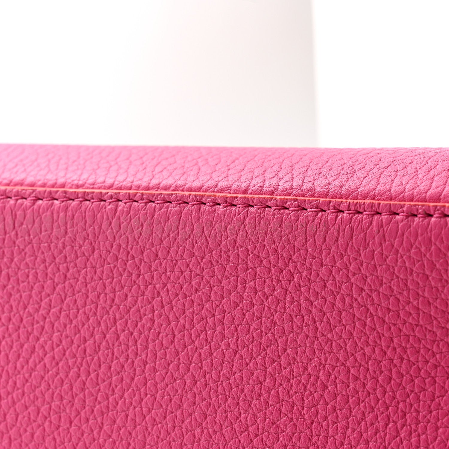 Louis Vuitton Taurillon Capucines Hibiscus Poppy 12 of 13