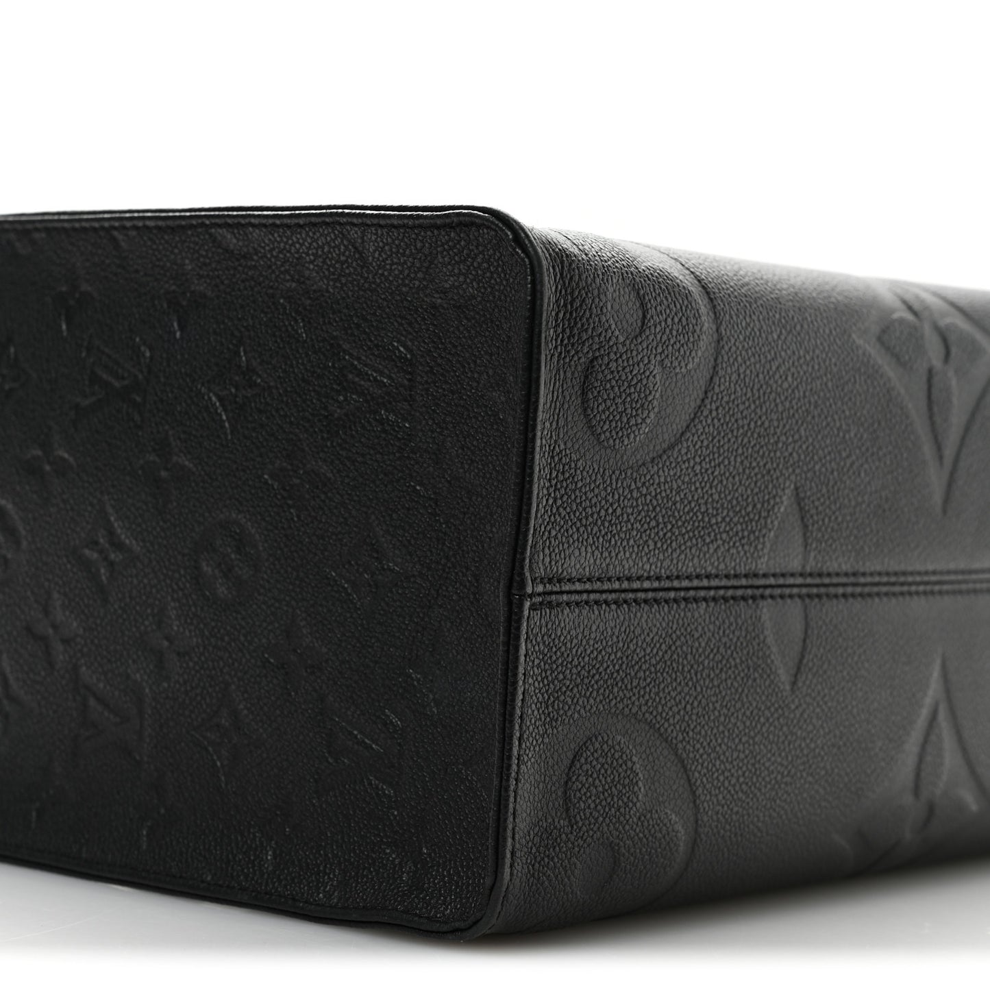 Empreinte Monogram Giant Onthego MM Black