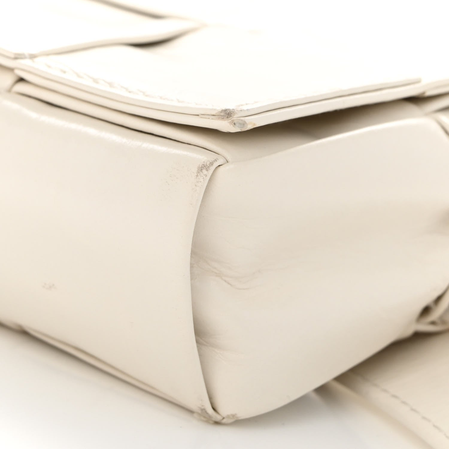 Bottega Veneta Paper Calfskin Intrecciato Cassette Belt Bag White 10 of 11