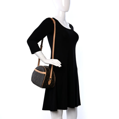 Louis Vuitton Monogram Blois 2 of 8