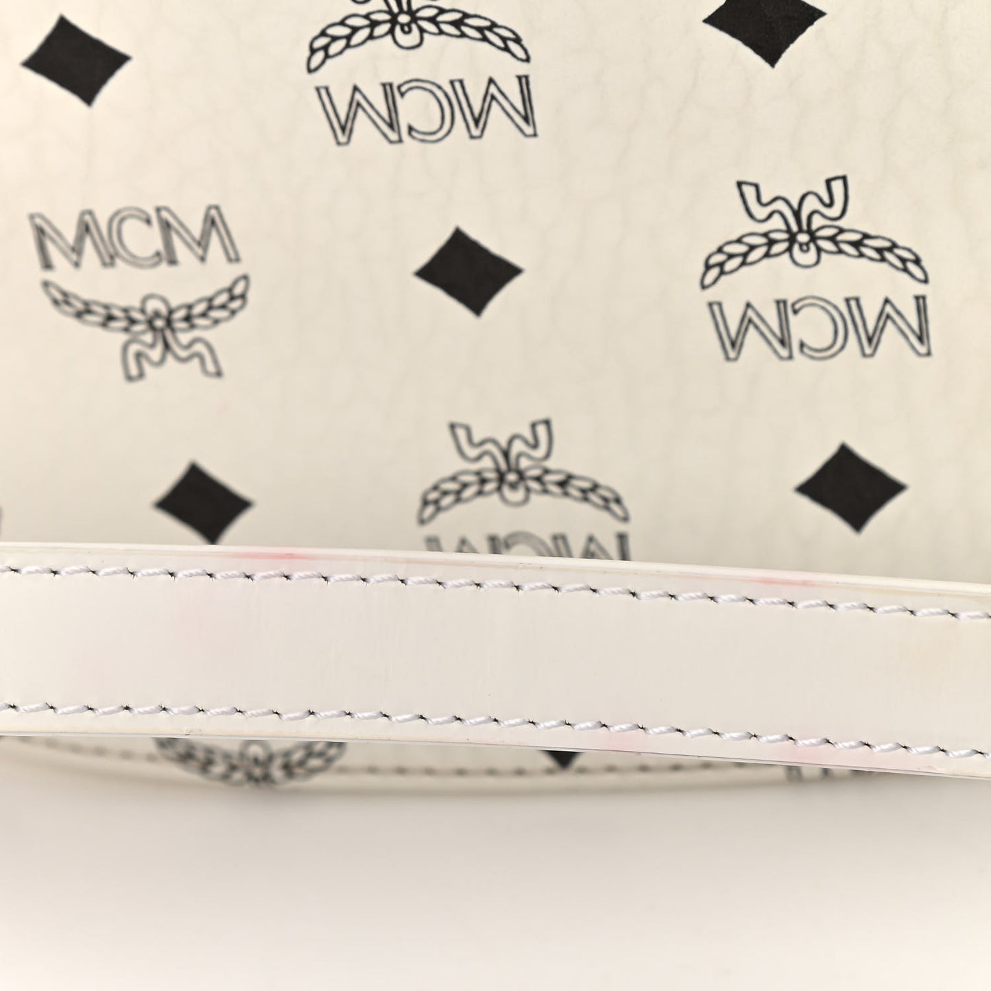Visetos Small Patricia Crossbody Bag White