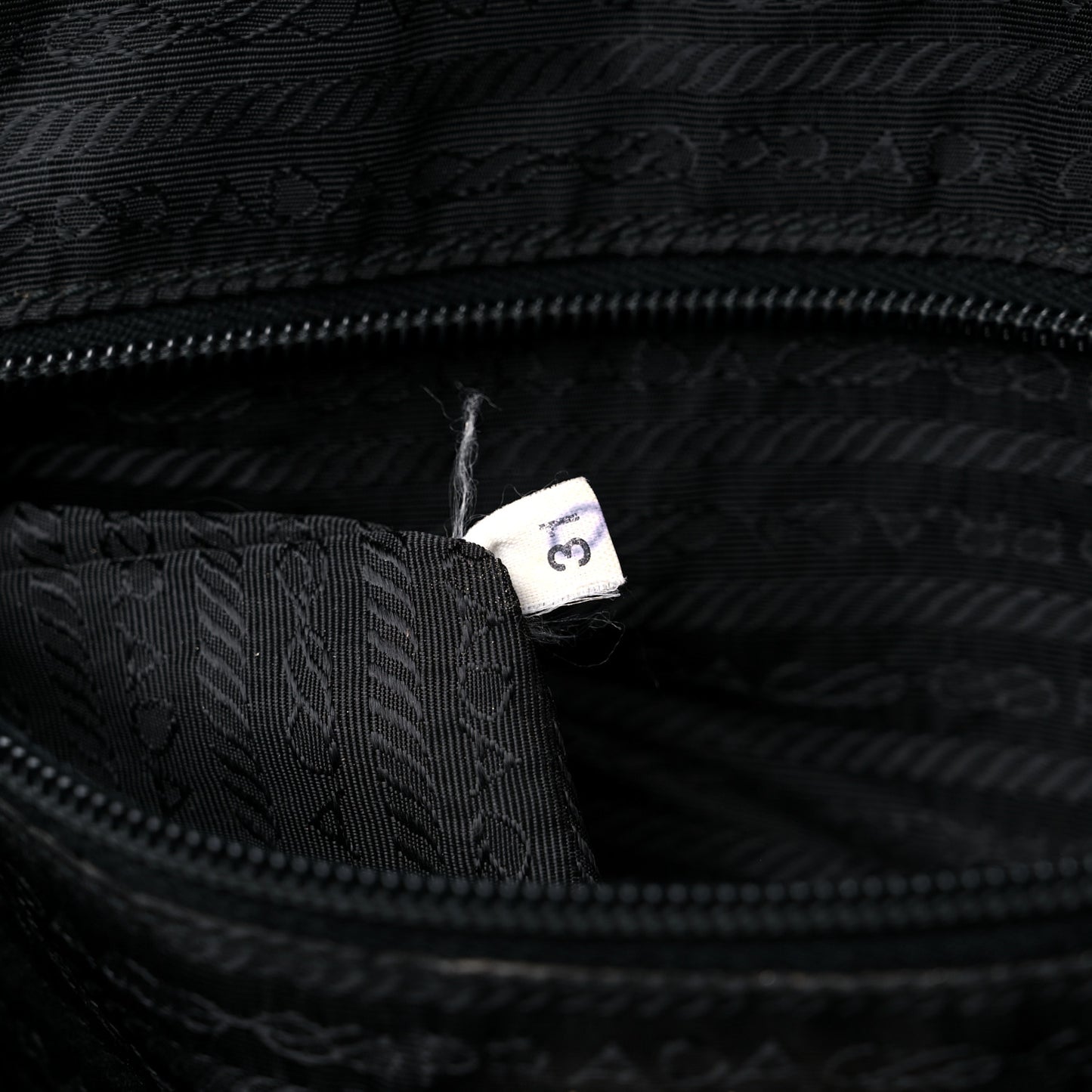 Tessuto Nylon Sport Bag Black