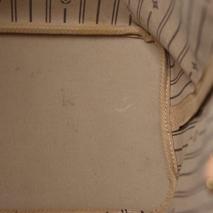 Louis Vuitton Monogram Neverfull MM 14 of 15