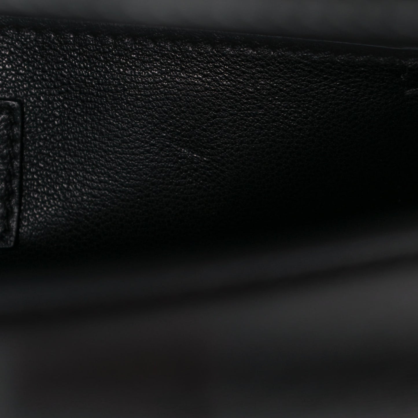 Smooth Calfskin Manhattan Shoulder Bag Black