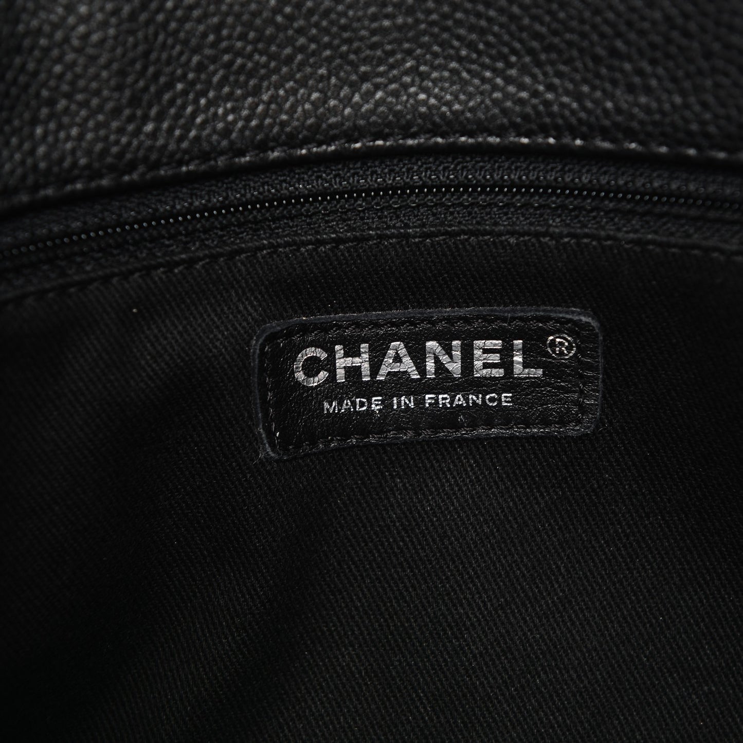 Metallic Grained Calfskin Woven Chain Shopping Bag Black