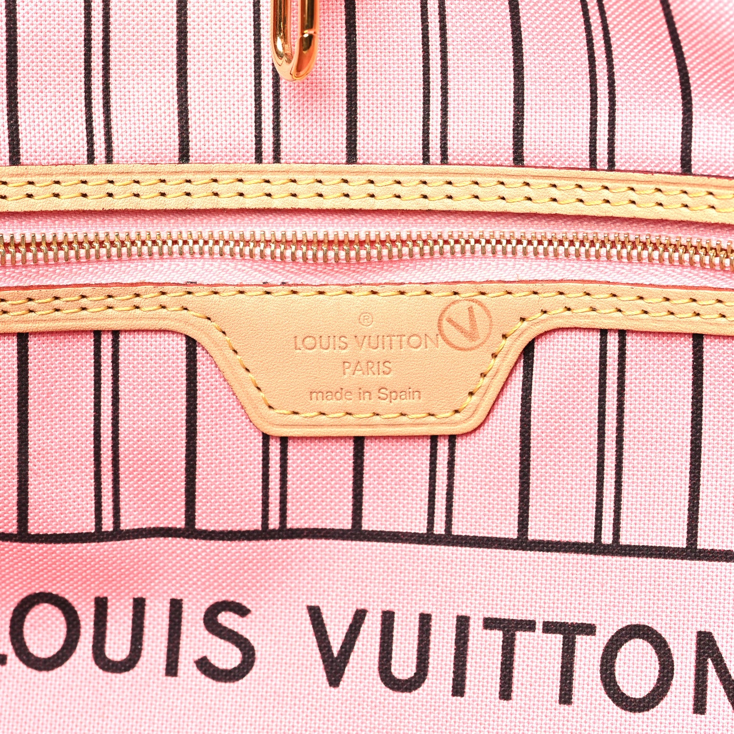 Louis Vuitton Monogram Jungle Dots Neo Neverfull MM Sugar Pink Poppy 7 of 9