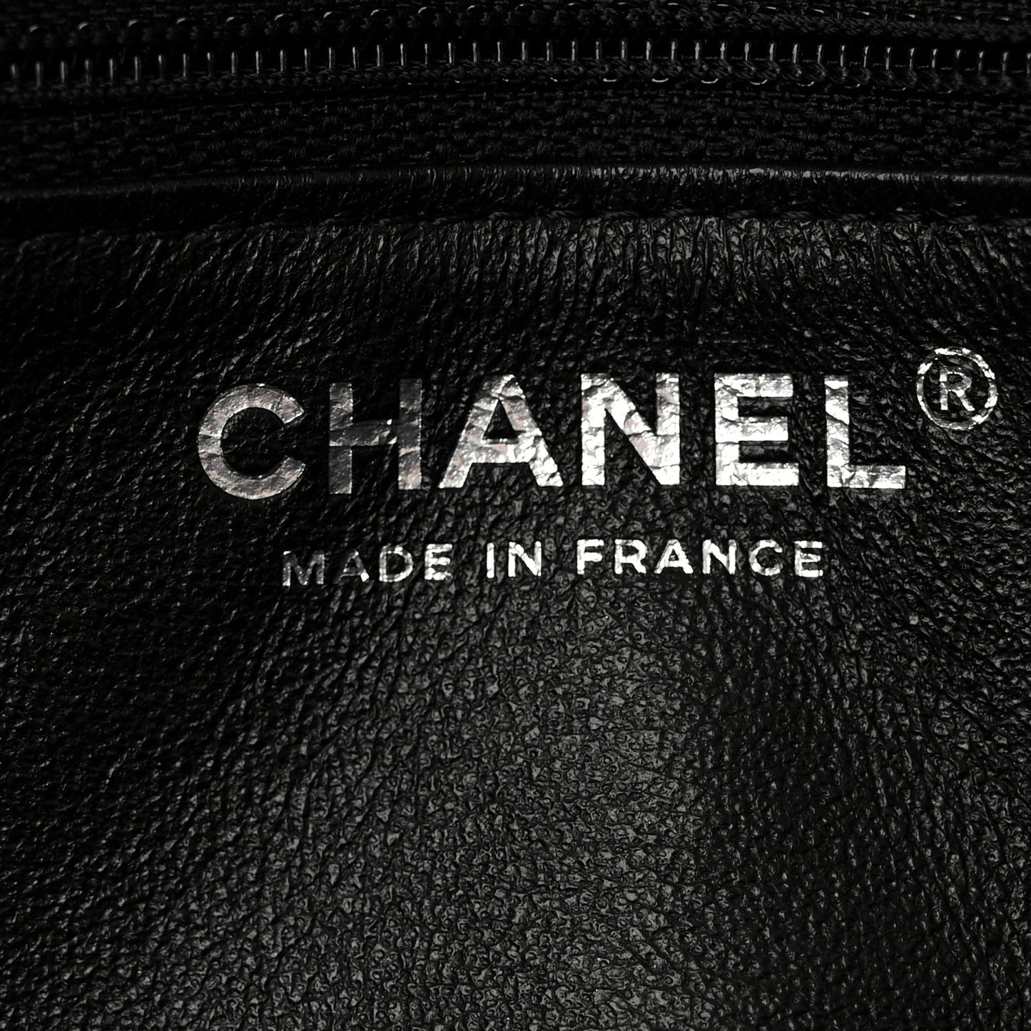 Aged Calfskin Chevron Quilted Reissue 2.55 Clutch Black