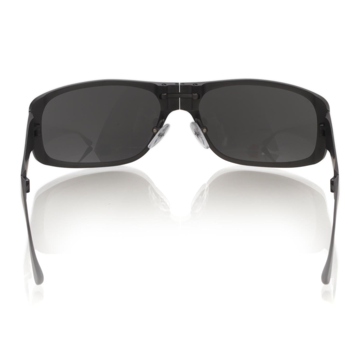 Louis Vuitton Mens Folding Evasion Sunglasses w Damier Graphite Case 3 of 11