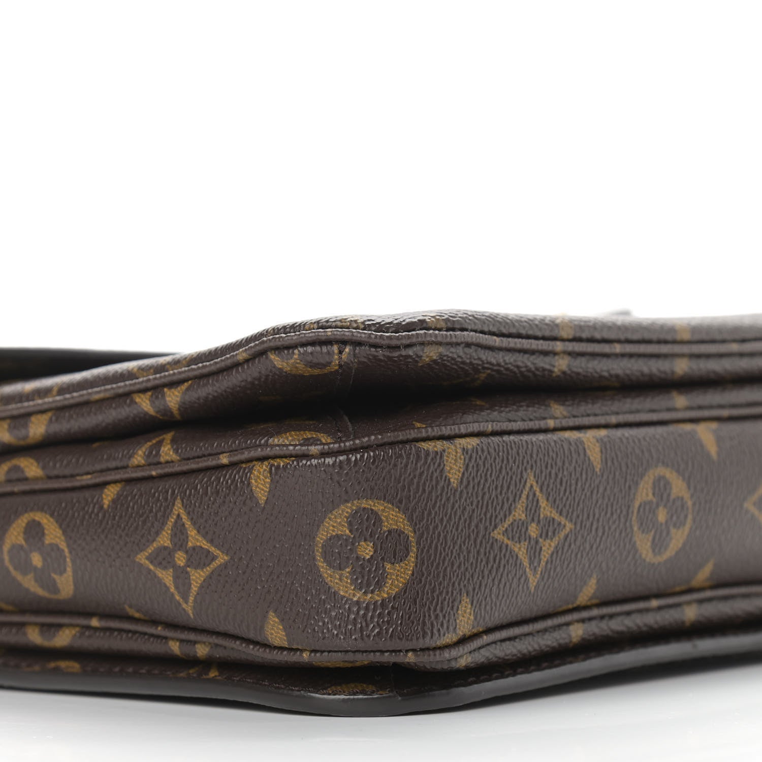 Louis Vuitton Monogram Pochette Metis 8 of 11