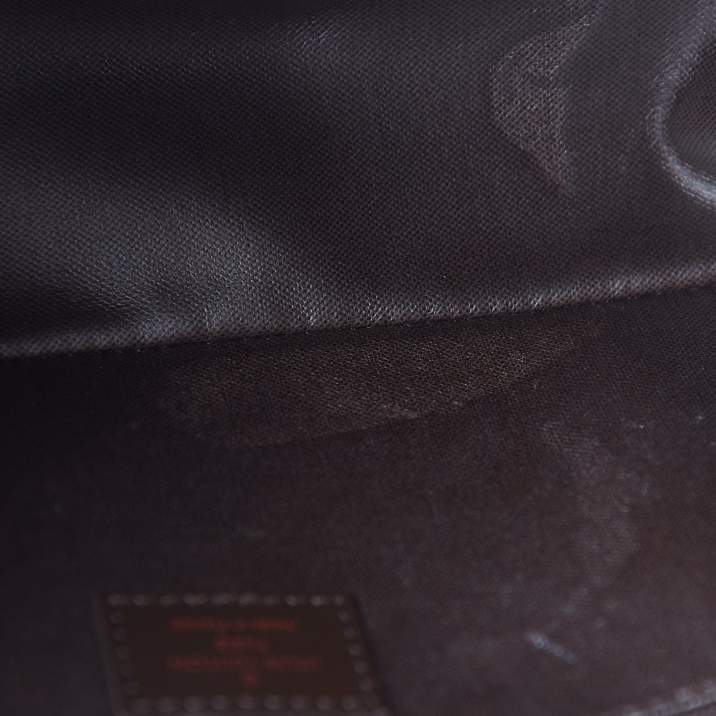 Damier Ebene Toiletry Bag 25
