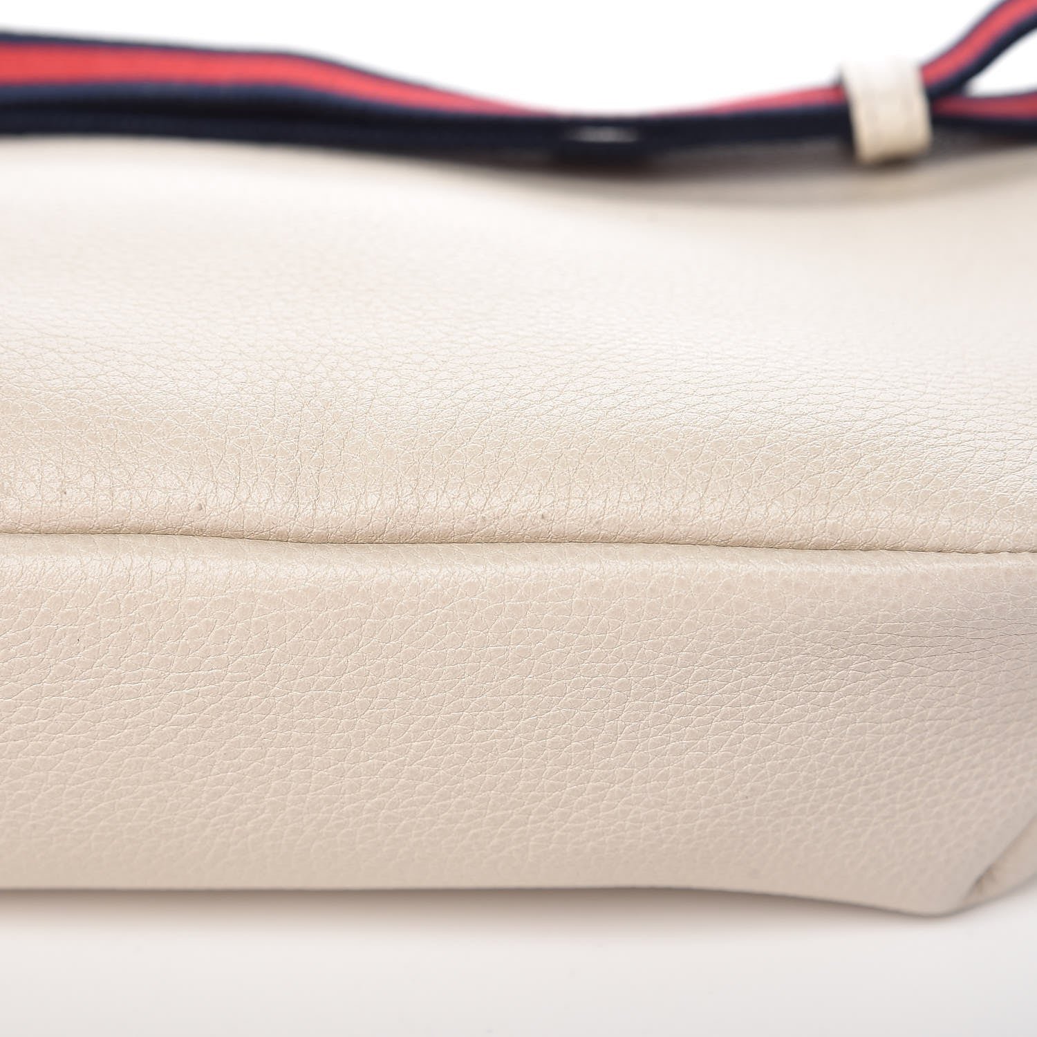Gucci Grained Calfskin Logo Belt Bag White 11 of 11
