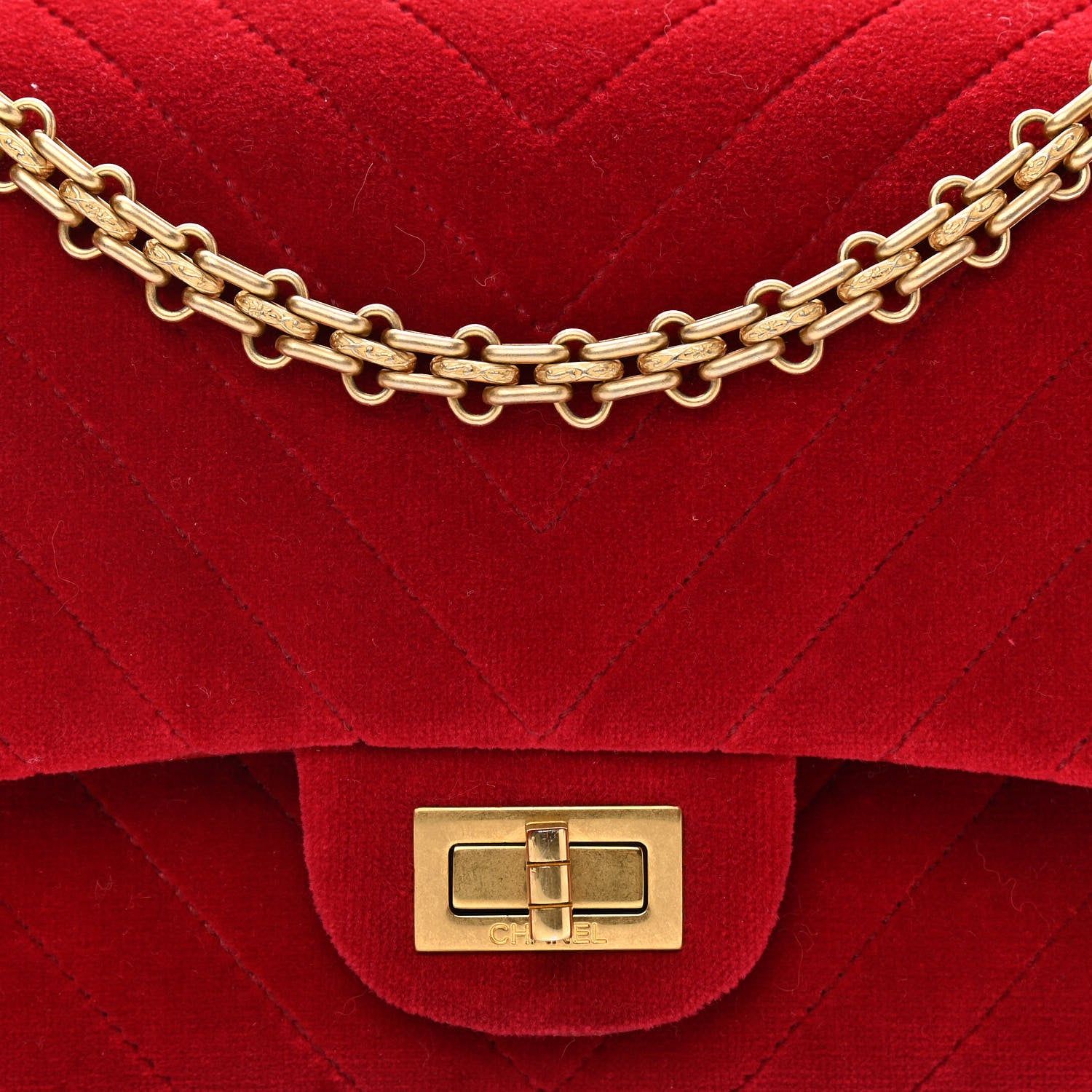 Chanel Velvet Chevron Quilted 2.55 Reissue 225 Flap Red 8 of 12