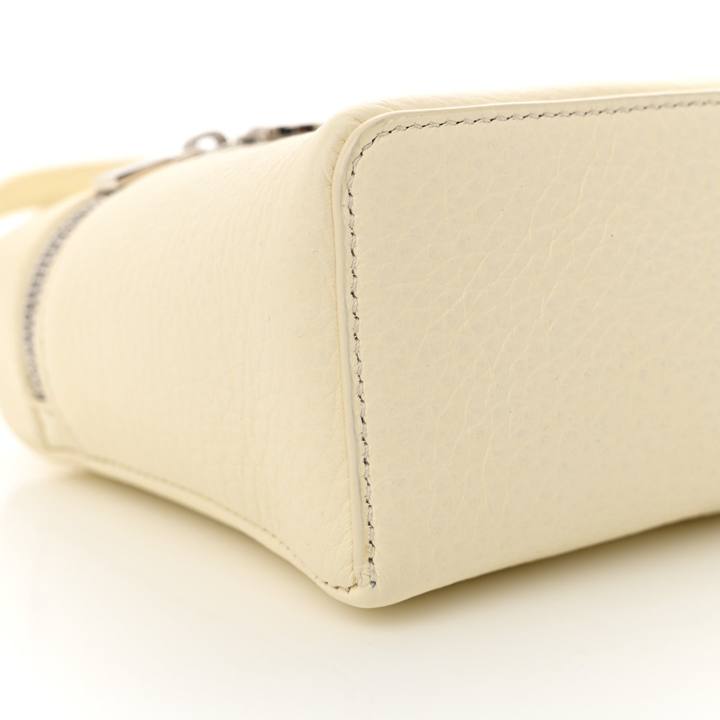 Grained Calfskin L19 Extra Pocket Pouch Whisper White