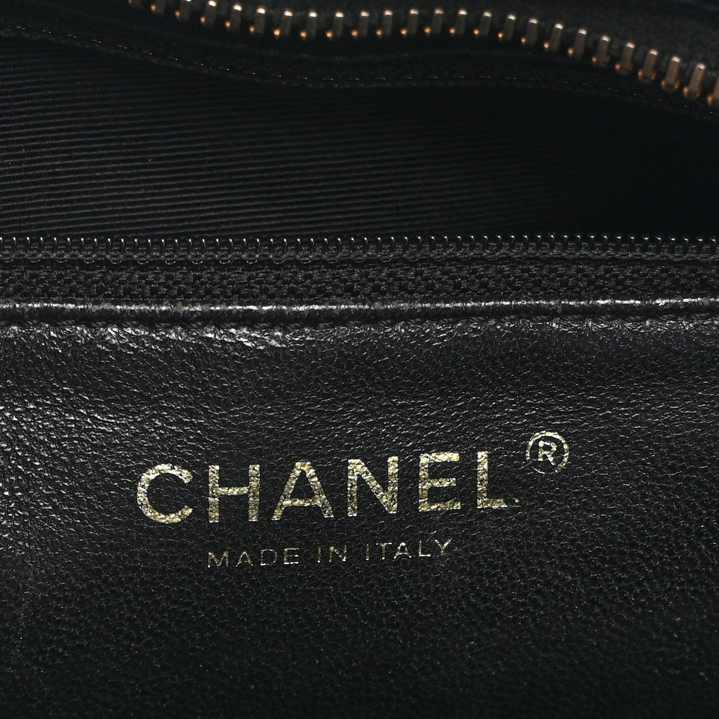 Caviar Quilted Medallion Tote Black