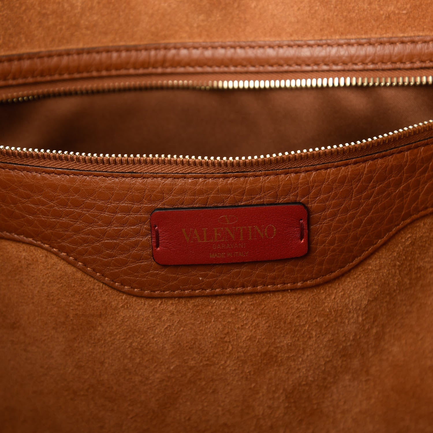 Valentino Garavani Grained Calfskin Rockstud Shoulder Tote Bright Cognac 8 of 9