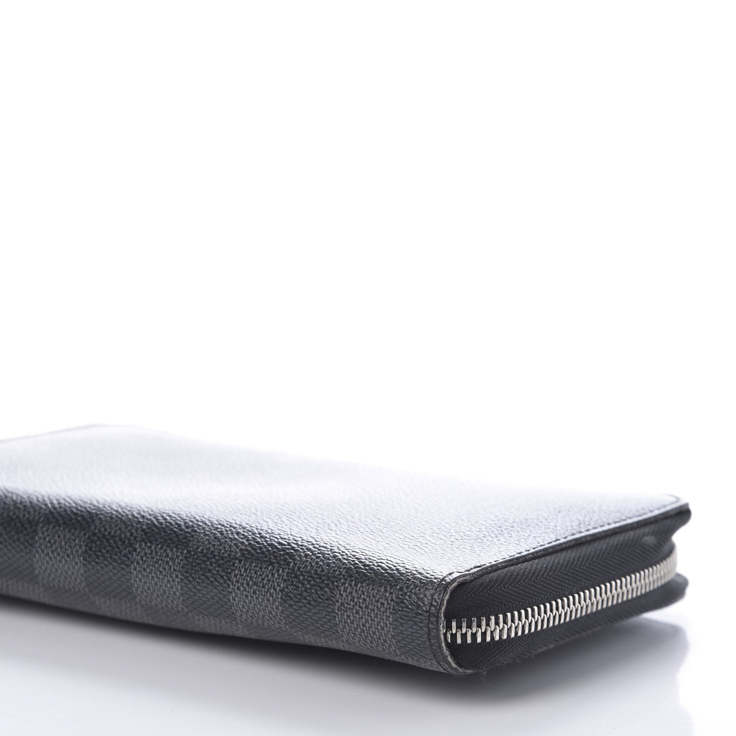 Damier Graphite Zippy Organizer Wallet