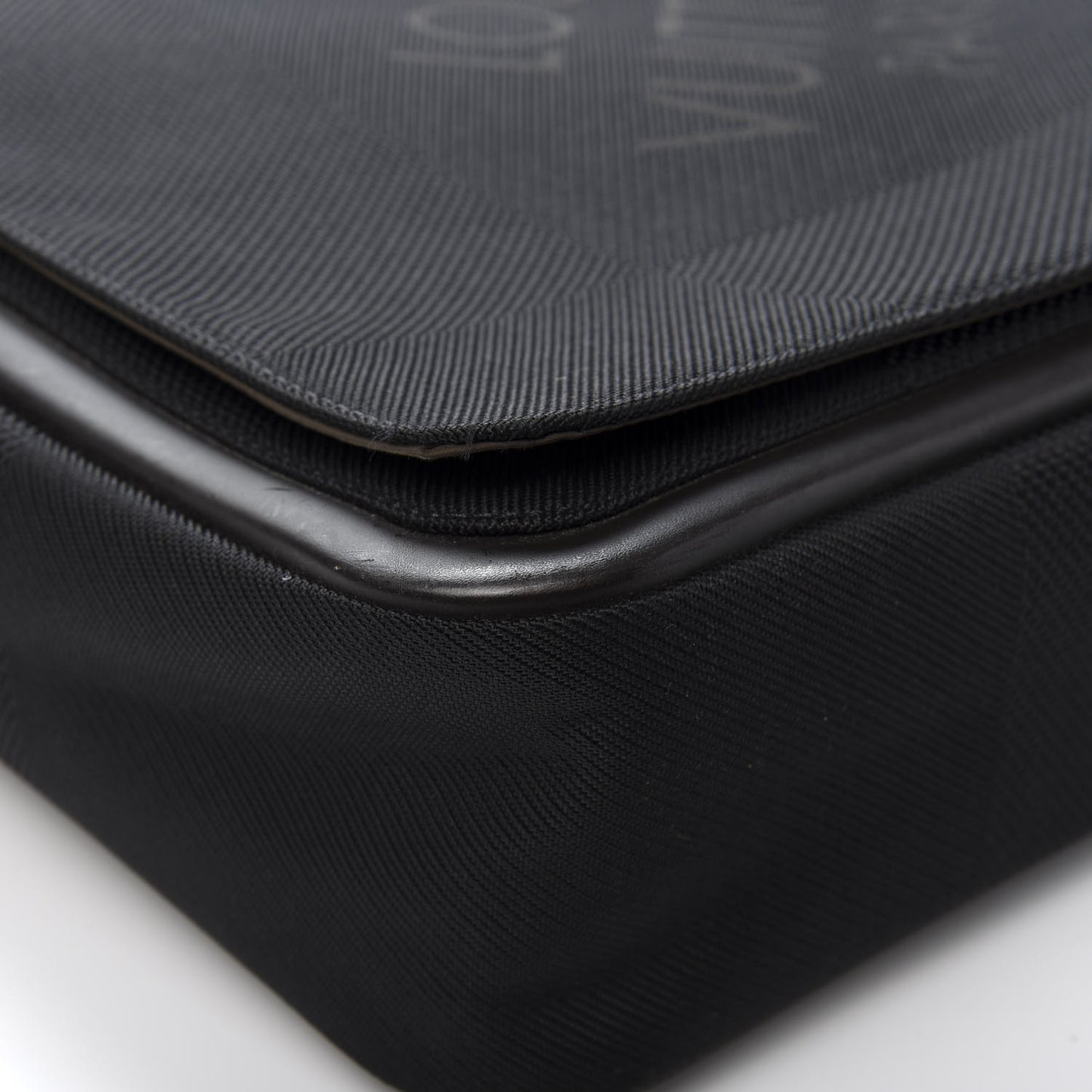 Damier Geant Messenger Bag Black