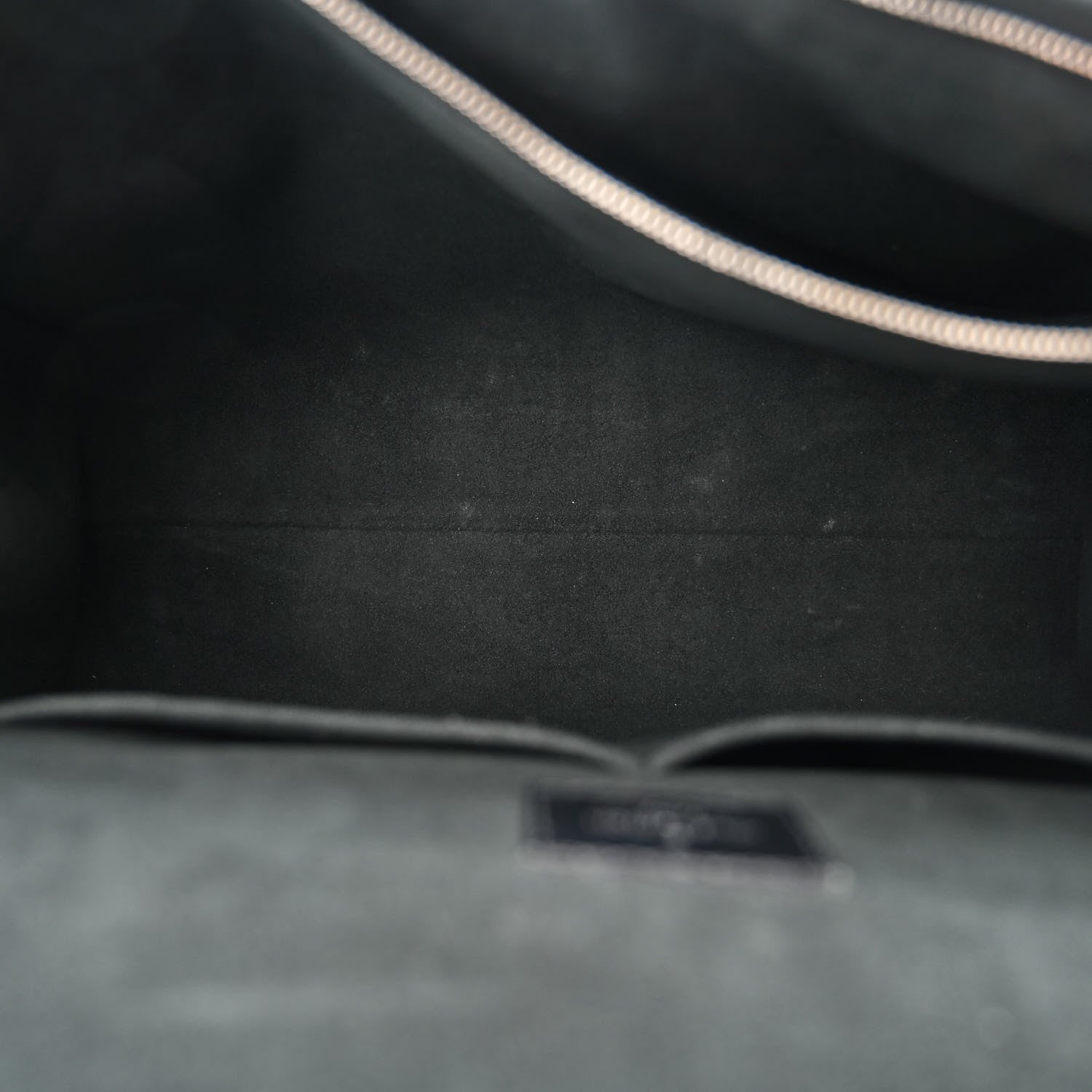 Louis Vuitton Epi Cluny MM Black 5 of 12