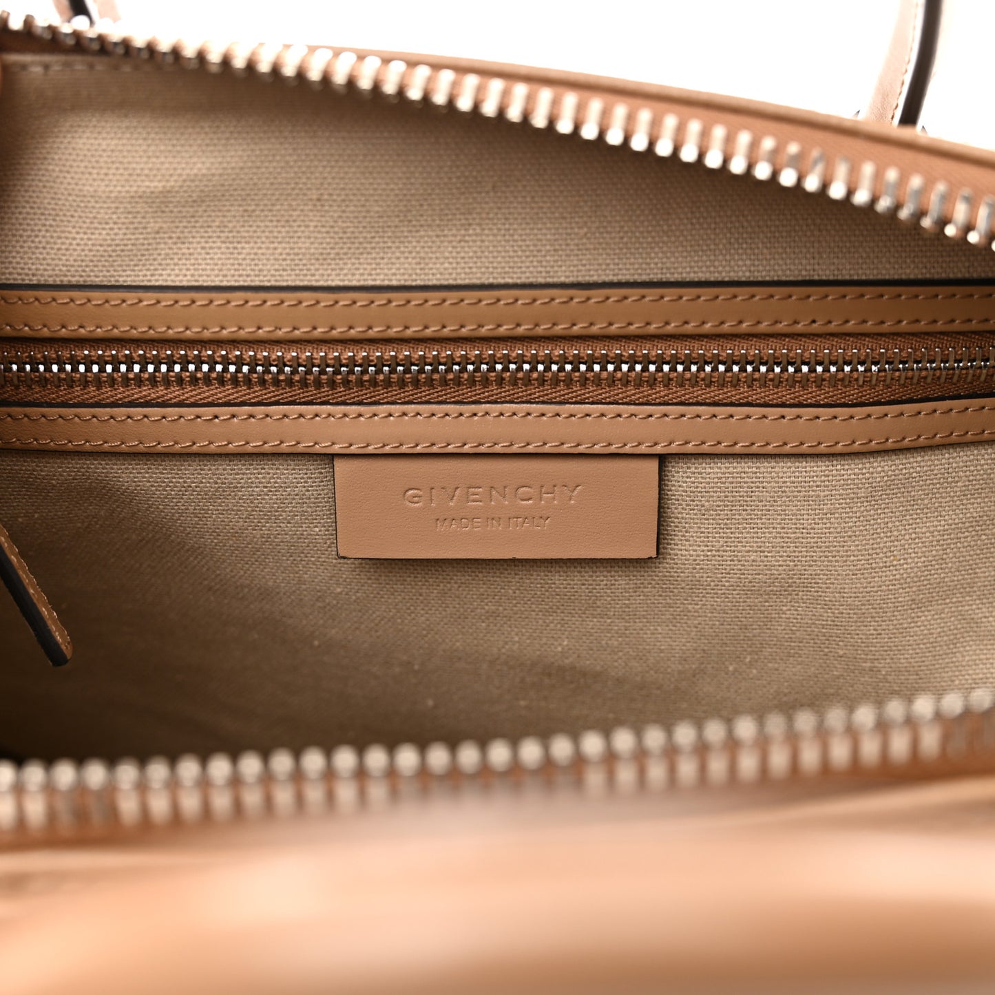 Shiny Lord Calfskin Medium Antigona Dark Beige