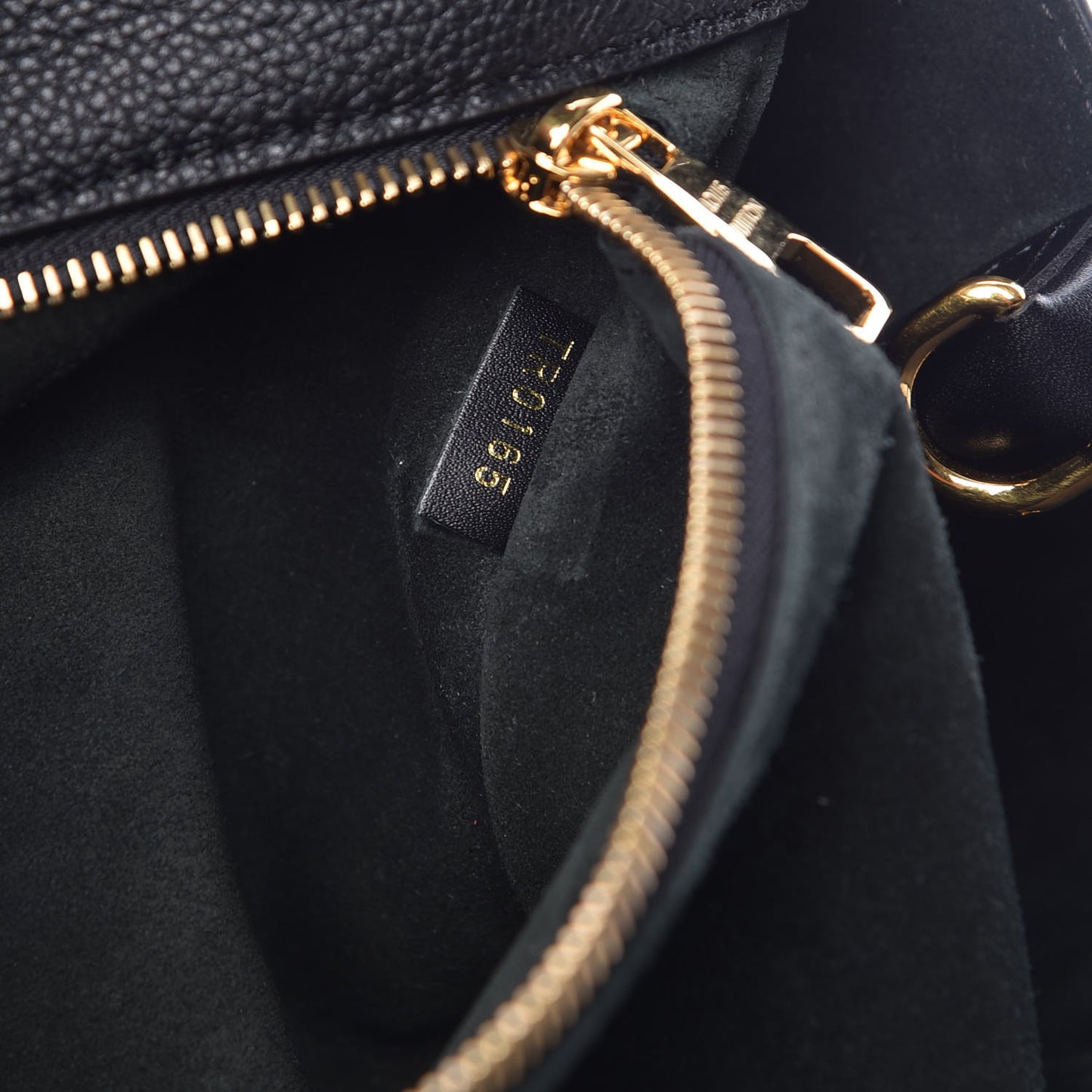 Veau Cachemire Tote W PM Black