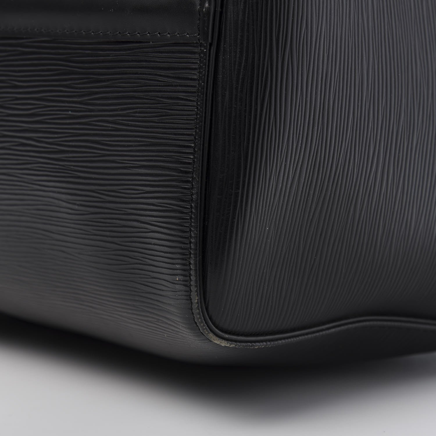 Louis Vuitton Epi Keepall 50 Black 8 of 14
