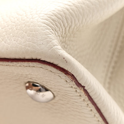 Louis Vuitton Taurillon Capucines MM Blanc Casse 11 of 11