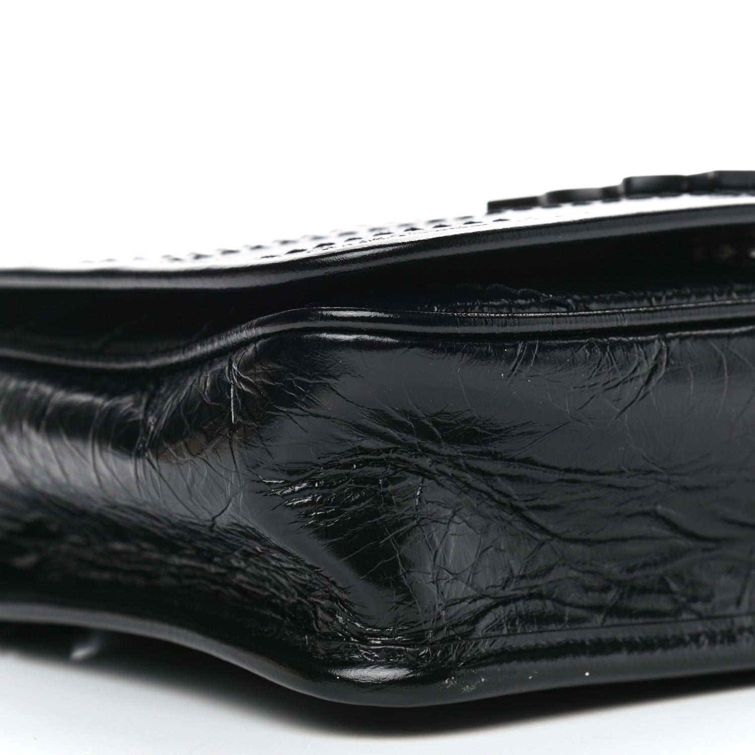 Saint Laurent Crinkled Calfskin Matelasse Monogram Niki Chain Wallet Black 8 of 10