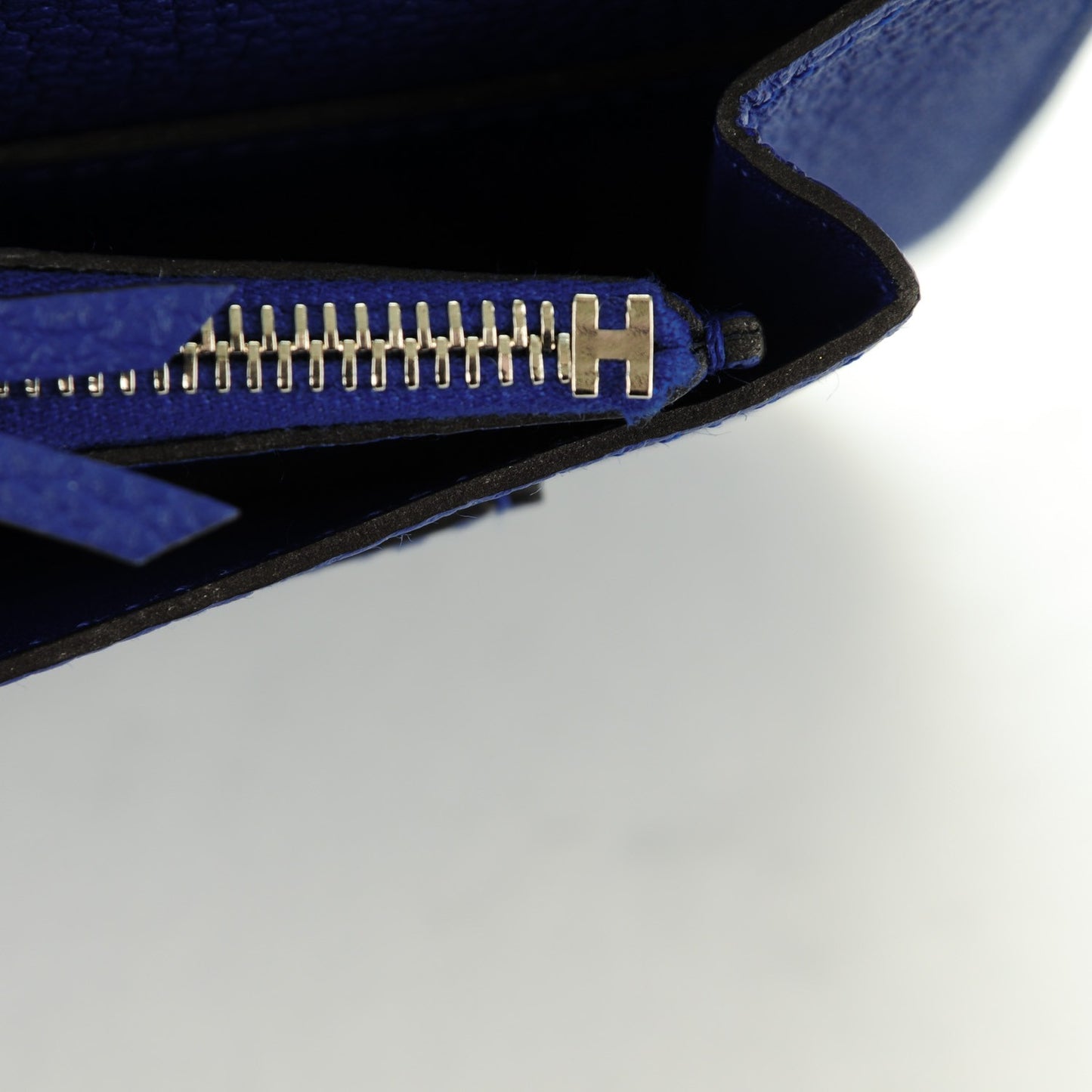 Togo Dogon Duo Wallet Bleu Electrique