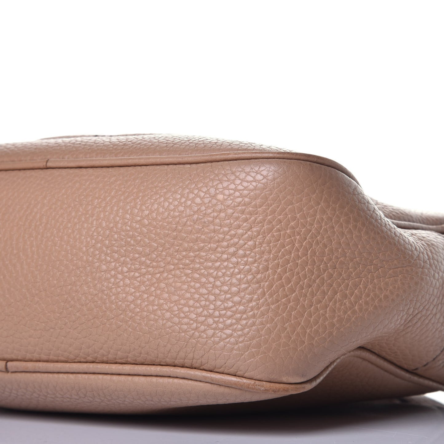Pebbled Calfskin Small Soho Disco Bag Camelia