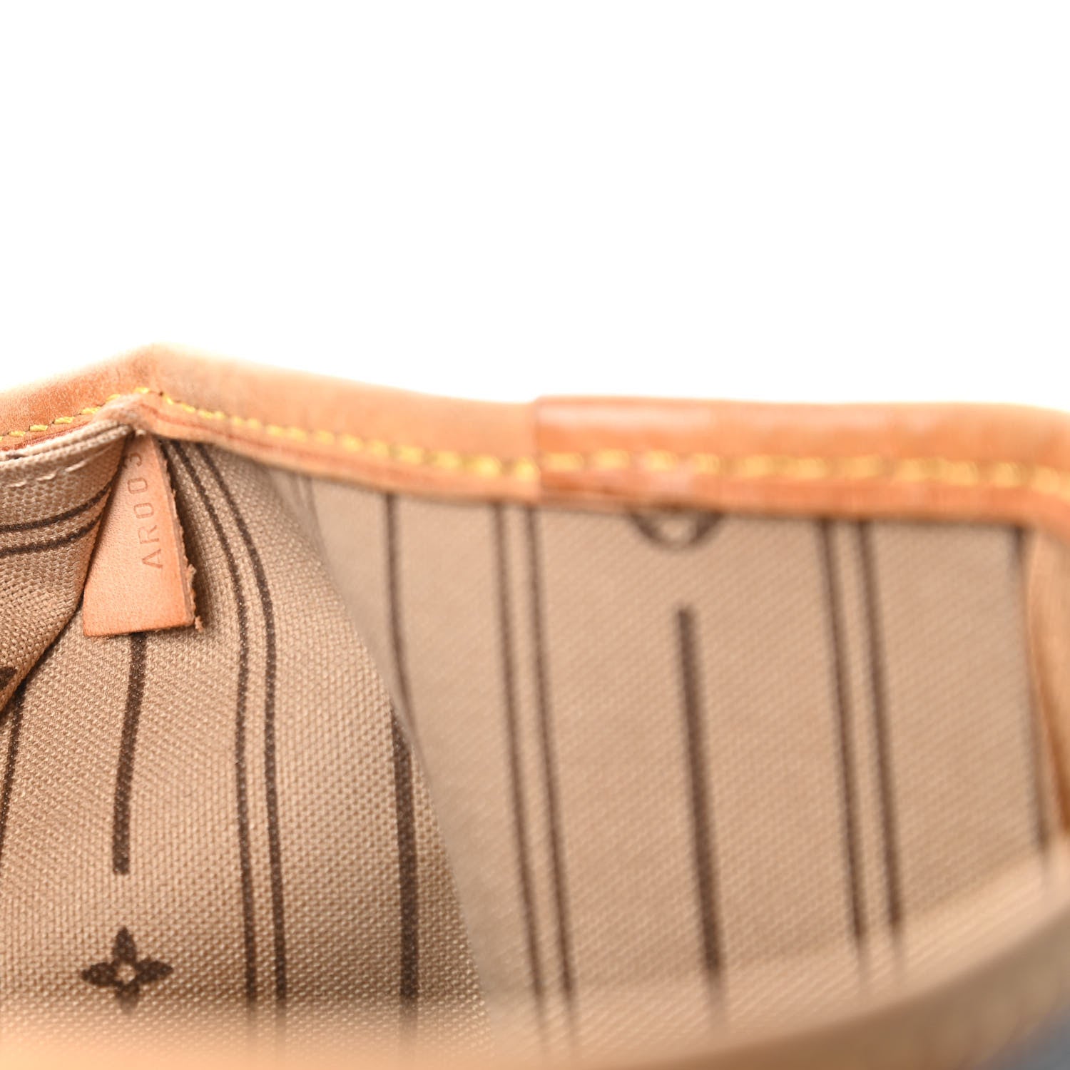 Louis Vuitton Monogram Neverfull MM 9 of 10