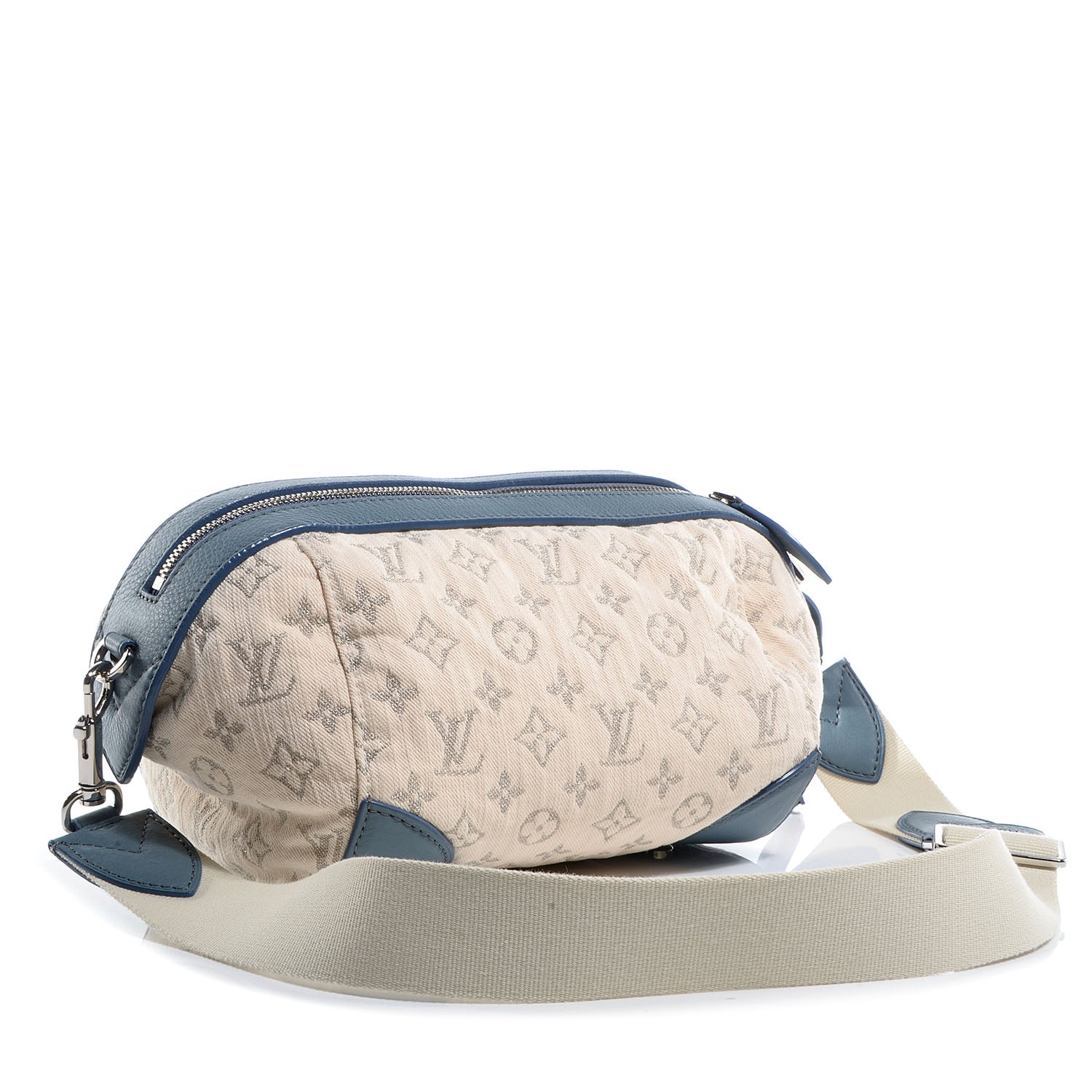 Louis Vuitton Monogram Denim Pochette Round 3 of 7