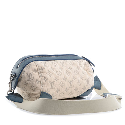 Louis Vuitton Monogram Denim Pochette Round 3 of 7