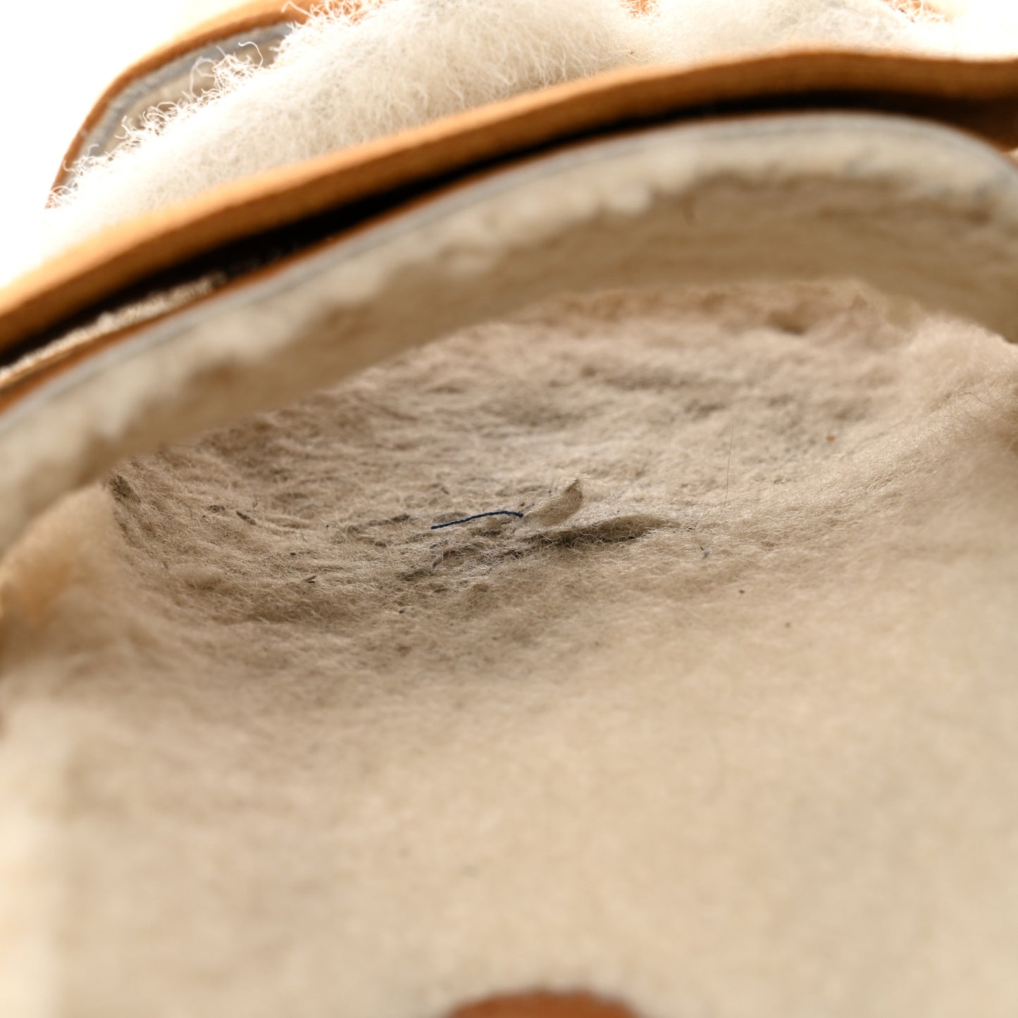 Suede Goatskin Woolskin Womens Chypre Sandals 40 Golden Beige