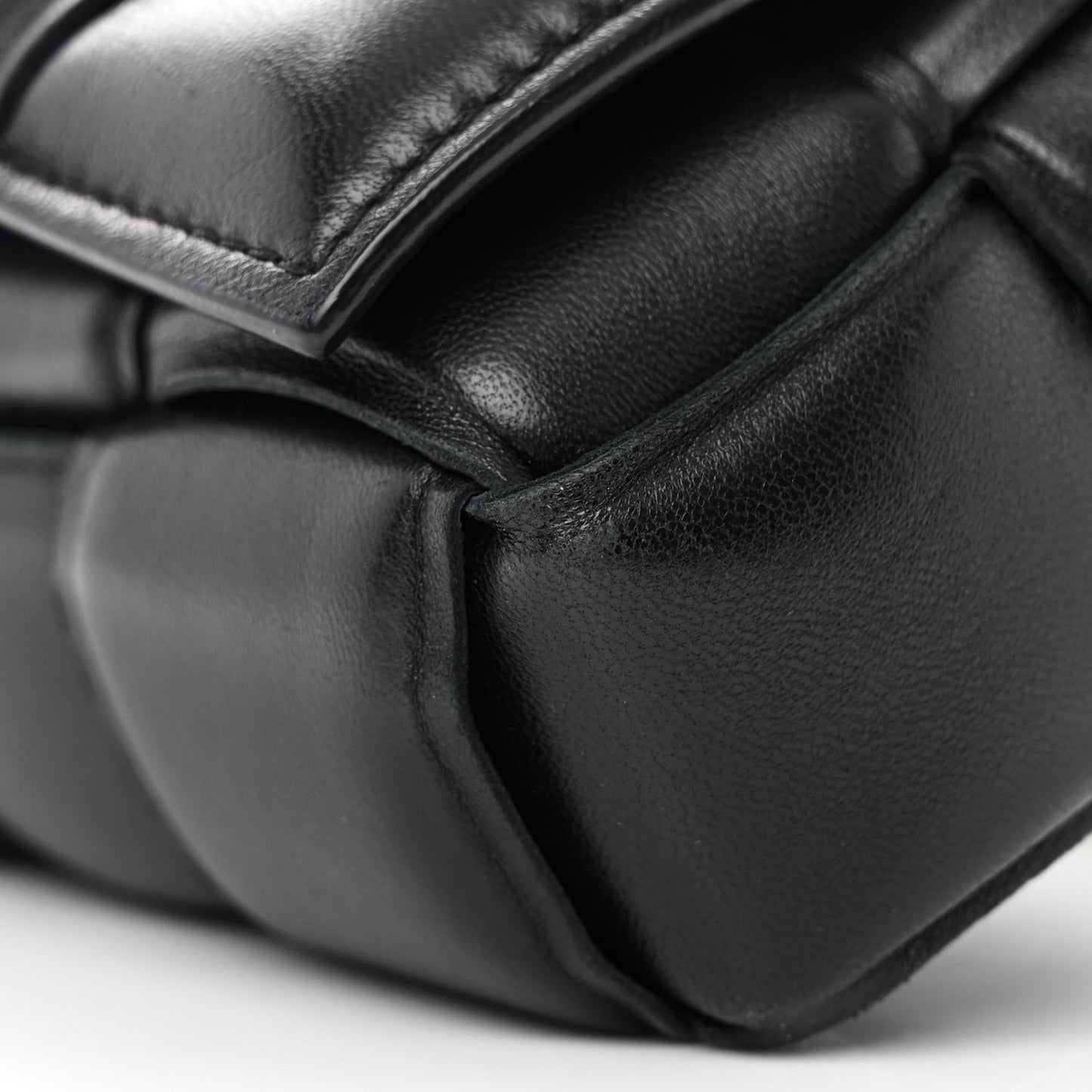 Nappa Maxi Intrecciato Padded The Belt Cassette Bag Black