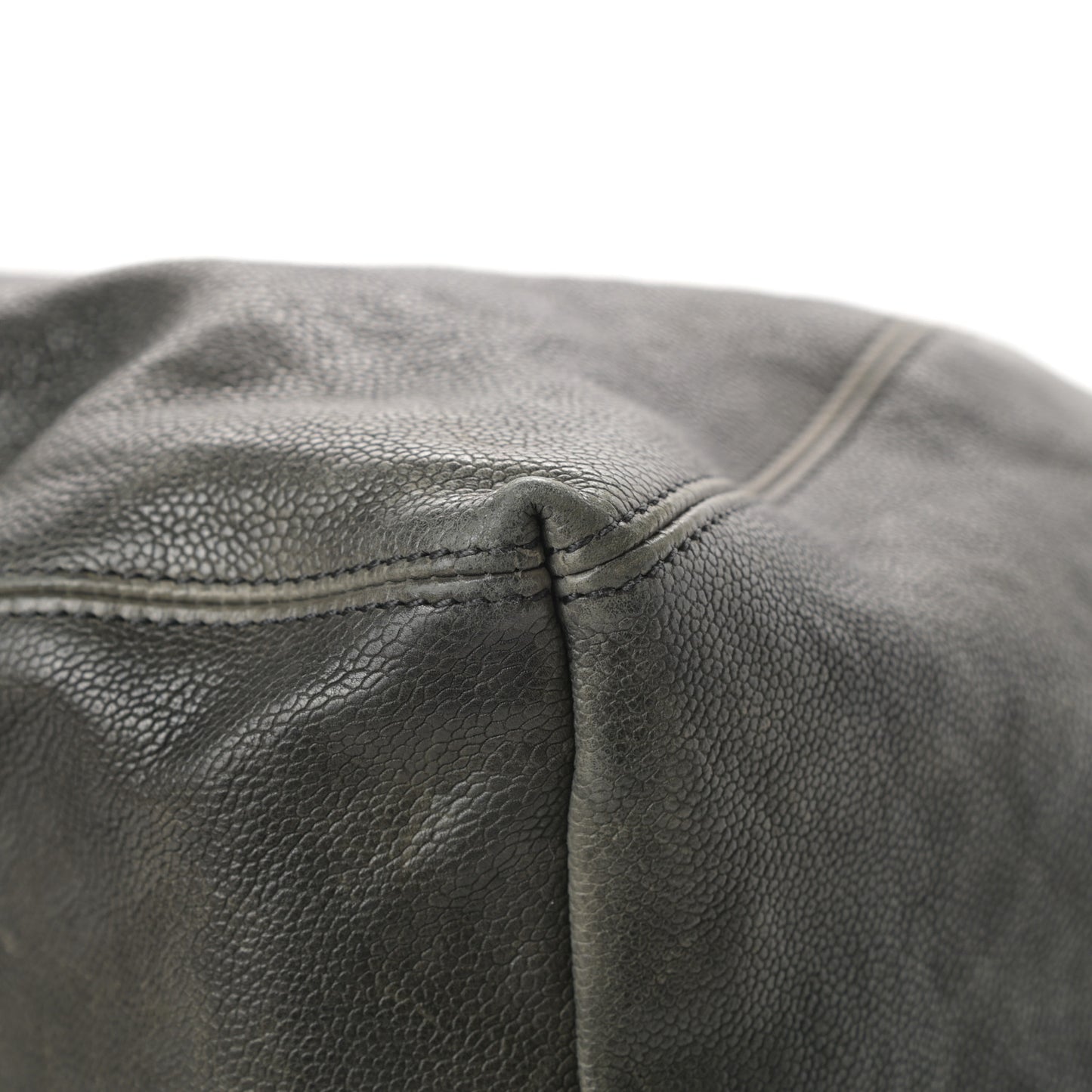 Distressed Caviar XL Coco Cabas Black