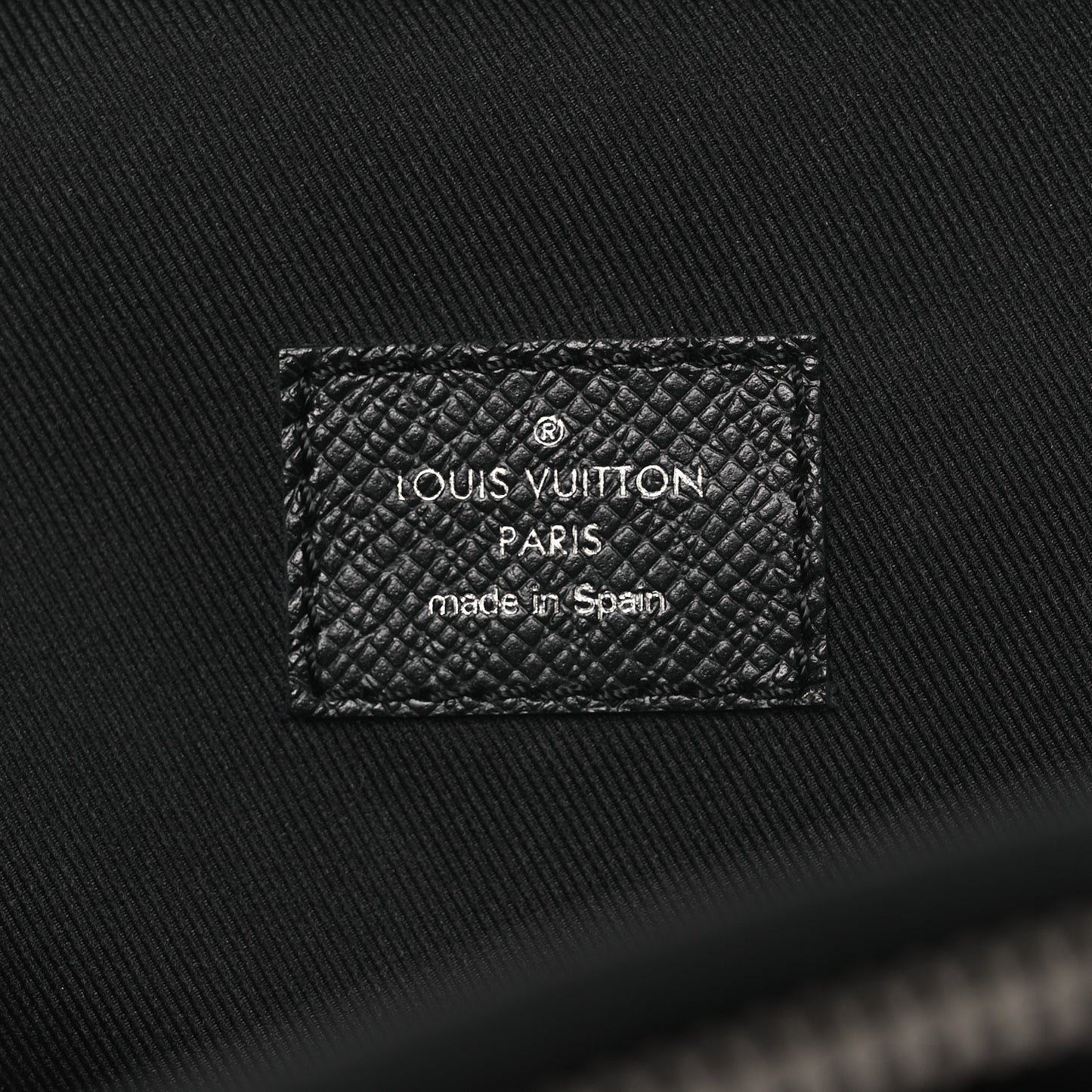 Taiga Avenue Sling Bag NM Black
